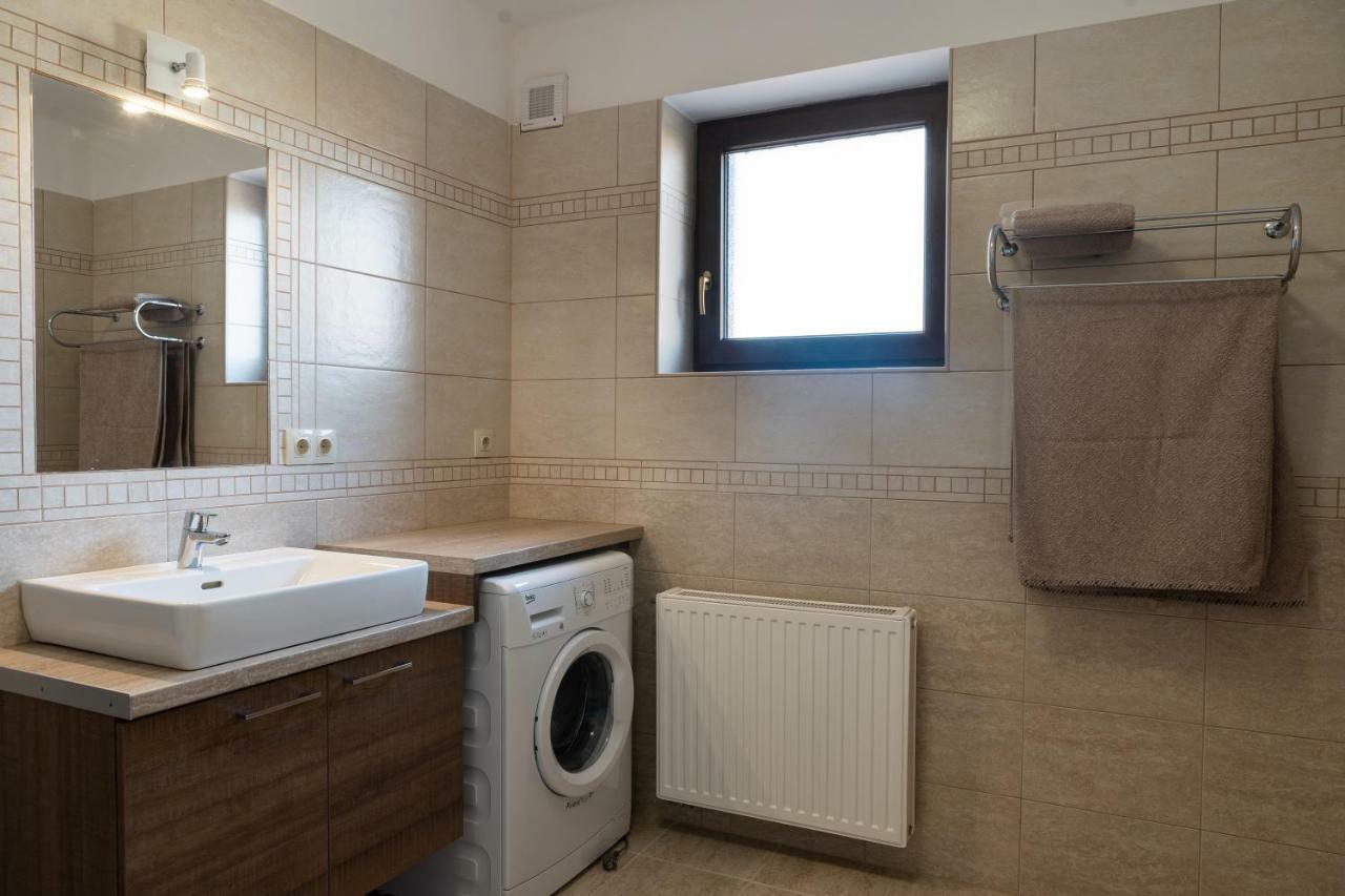 Raba Apartman Sarvar Exterior photo