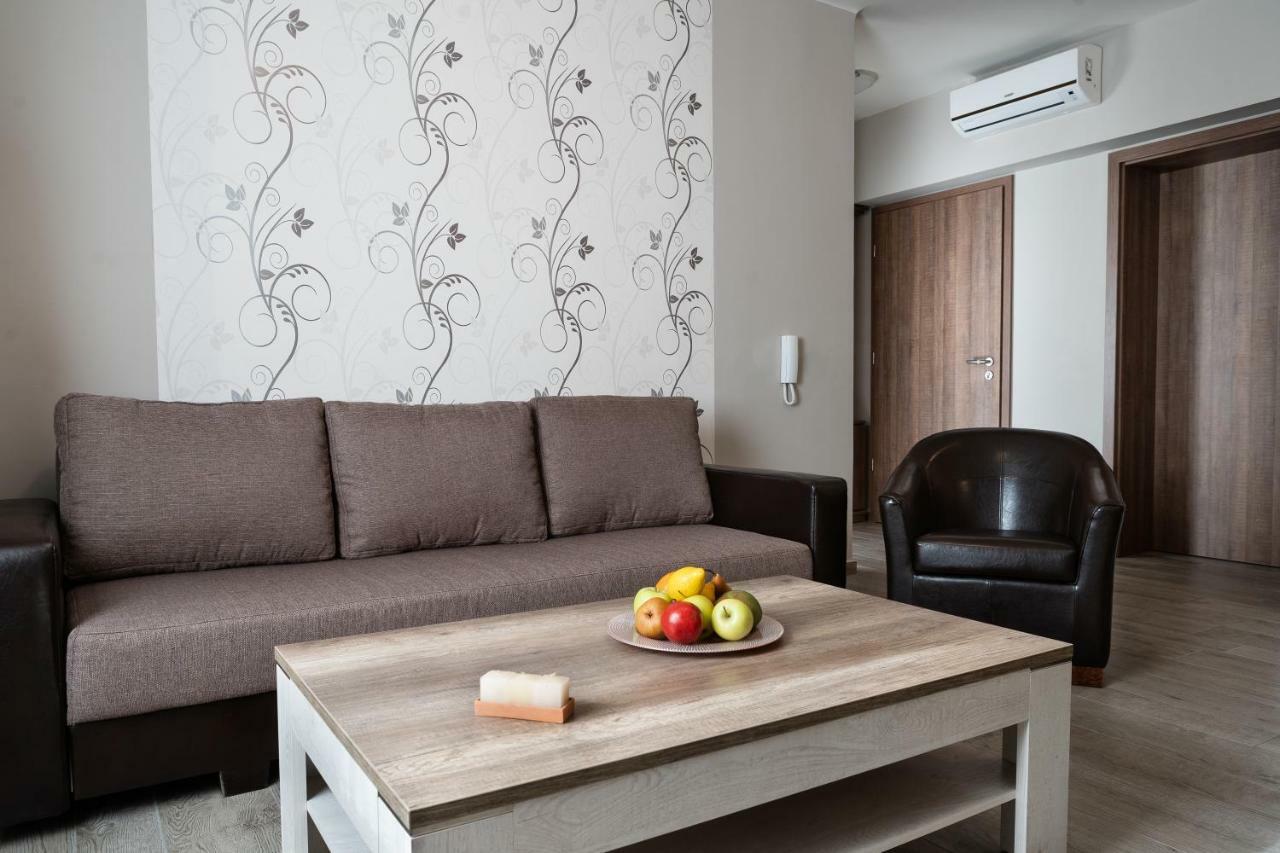 Raba Apartman Sarvar Exterior photo
